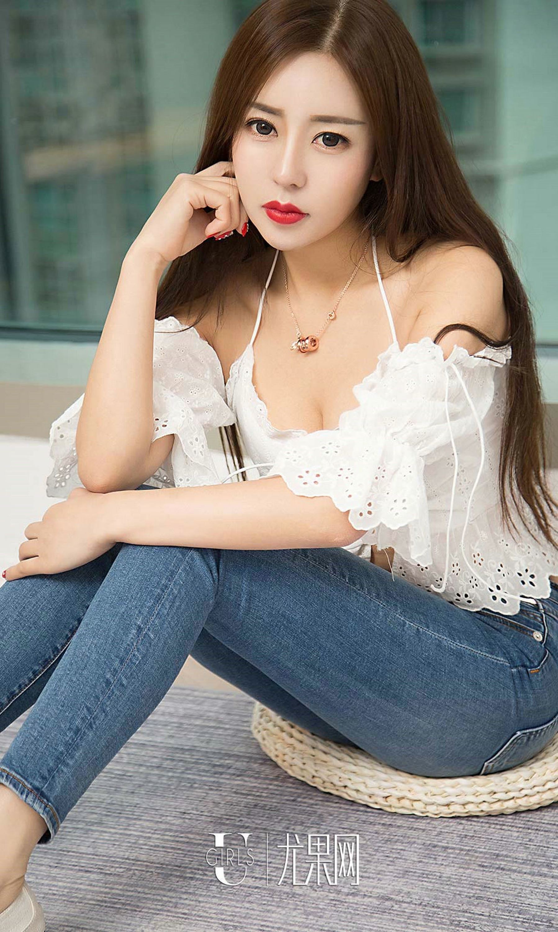 [Ugirls尤果网]爱尤物专辑 2019.03.19 No.1399 吴美溪 罗曼蒂克的吻